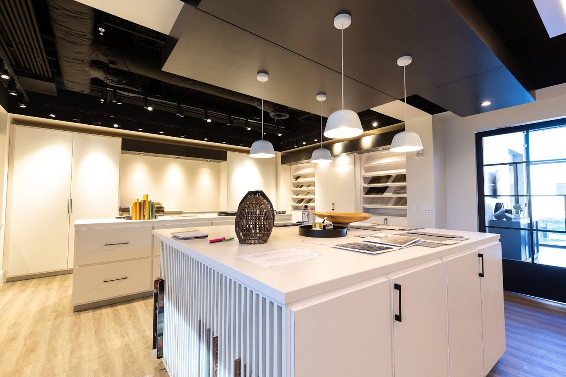 Clayton Showcases Construction Innovations and Housing Market Solutions at  2025 Berkshire Hathaway Shareholder Meeting, image size:1800x1200